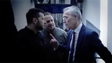 Задник до фильму"Stoltenberg - Facing War" #1157356