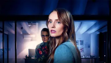 Задник до фильму"The Last Thing She Said" #652778