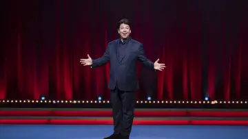Задник до фільму "Michael McIntyre