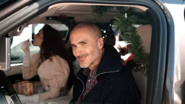 Задник до фильму"Carpool Karaoke: Різдво з “Автокараоке”" #678368