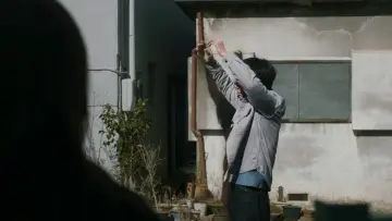 Задник до фільму "近畿地方のある場所について" #532696