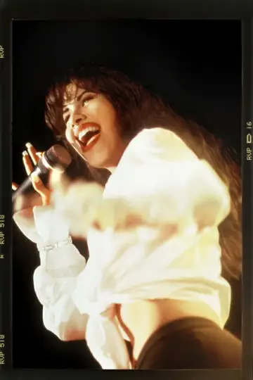 Постер до фільму "Selena y Los Dinos: A Family