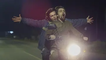 Homens de Barro постер