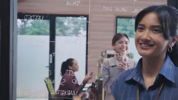 Задник до фильму"Senin Harga Naik" #765210