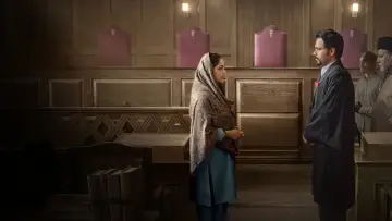 Задник до фильму"हक़" #574293