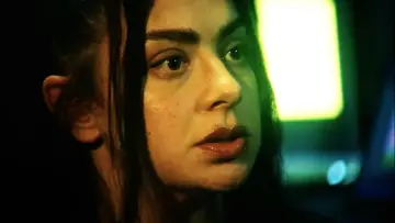 Задник до фильму"Момент" #516601