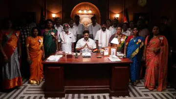 Задник до фильму"கராத்தே பாபு" #1195937