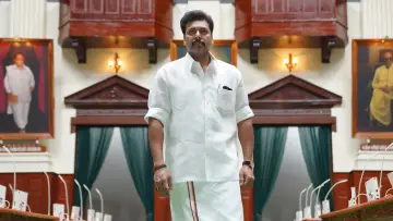 Задник до фильму"கராத்தே பாபு" #1195944