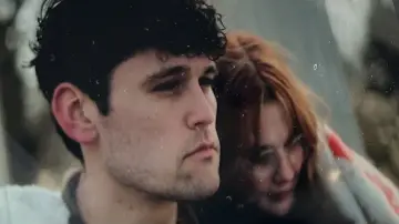 Задник до фильму"Despite Everything" #1181082