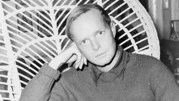 Задник до фільму "6 morts dans la nuit : « De sang-froid » – Truman Capote" #1167910