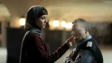 Задник до фільму "زن و بچه" #535050