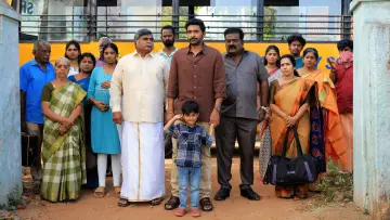 Задник до фильму"லவ் மேரேஜ்" #679228