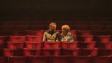Задник до фільму "Зірка не того масштабу" #599499