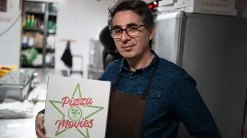 Задник до фільму "Pizza Movies" #768807