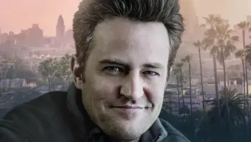 Задник до фильму"Matthew Perry: A Hollywood Tragedy" #728930