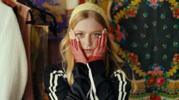 Задник до фильму"Idiotka" #530425