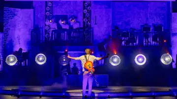 Задник до фильму"Hadestown" #975538
