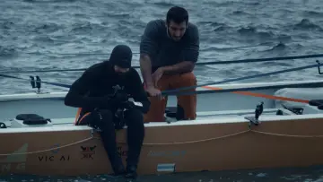 Задник до фільму "Row" #1151395