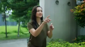 Задник до фильму"Musuh Dalam Selimut" #540351
