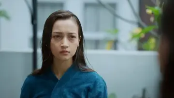 Задник до фильму"Musuh Dalam Selimut" #540371