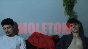 Задник до фильму"MOLETOM" #1166681