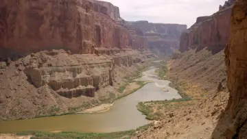 Задник до фильму"Grand Canyon - Un voyage au centre de la Terre" #977762
