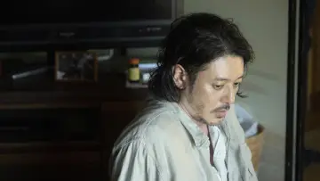 Задник до фильму"夏の砂の上" #929587