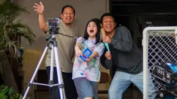 Задник до фильму"Panggil Aku Ayah" #701491