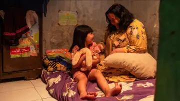Задник до фильму"Panggil Aku Ayah" #701523