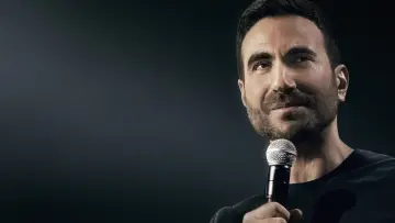 Задник до фильму"Brett Goldstein: The Second Best Night of Your Life" #941128