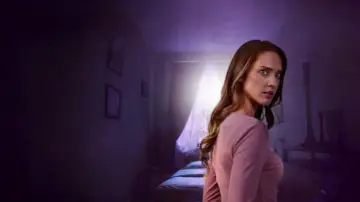 Задник до фільму "Trapped in Her Dorm Room" #696545
