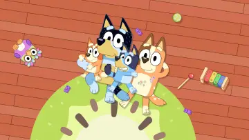 Задник до фільму "Bluey