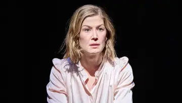 Задник до фильму"National Theatre Live: Inter Alia" #767752