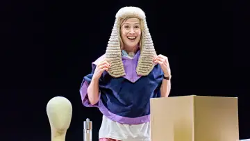 Задник до фильму"National Theatre Live: Inter Alia" #767755