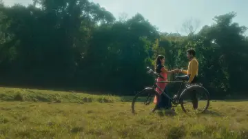 Задник до фильму"ಅಜ್ಞಾತವಾಸಿ" #981057