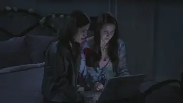 Задник до фільму "Secrets in the Sisterhood" #1864529