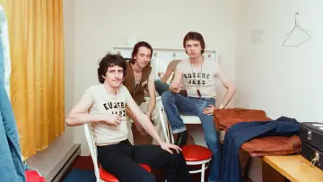 Задник до фільму "UZEB en fusion" #911569