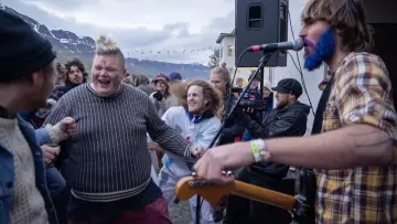 Задник до фільму "Islandia" #1569414