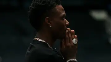 Задник до фильму"Music Box: Wizkid: Long Live Lagos" #627429