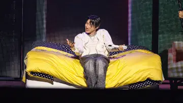 Задник до фільму "j-hope TOUR [HOPE ON THE STAGE] in Japan" #977618