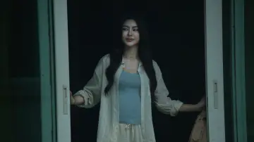 Задник до фильму"ข้างบ้าน" #622764