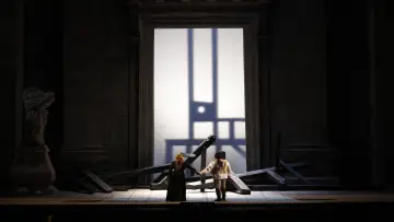 Задник до фільму "The Metropolitan Opera: Andrea Chénier" #544777