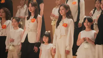 Задник до фільму "陽光女子合唱團" #762778