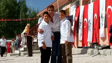 Dokunduğum Yürekler постер