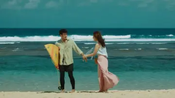 Задник до фильму"Paris in Bali" #1184898