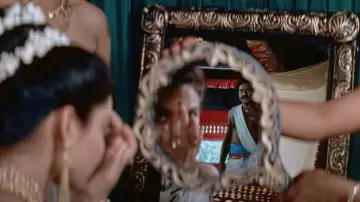 Задник до фильму"ഒരു വടക്കൻ വീരഗാഥ" #1163098