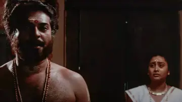 Задник до фильму"ഒരു വടക്കൻ വീരഗാഥ" #1163111
