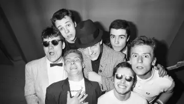 Задник до фільму "Madness : Prince du ska, Roi de la Pop" #1167840