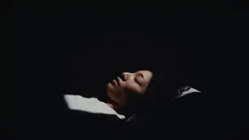 Задник до фільму "まっすぐな首" #1152324