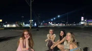 Задник до фильму"Pretty Babies" #1169198